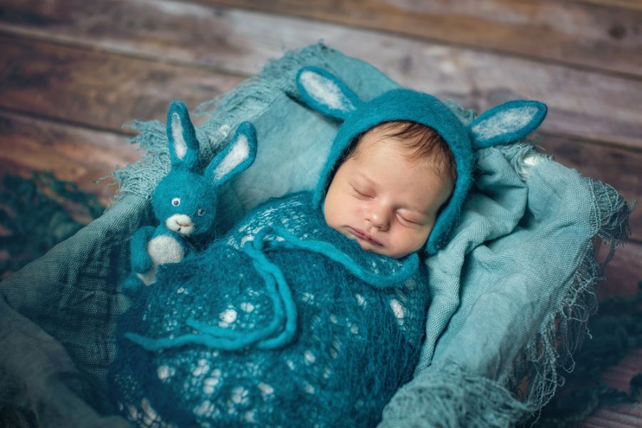 What To Dress A Newborn In At Night