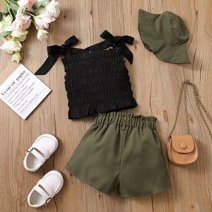 Cinched Shoulder Tie Taryn Shorts Outfit