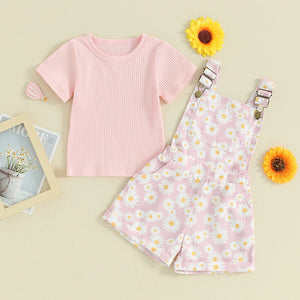 T-shirt & Daisy Overalls Outfit