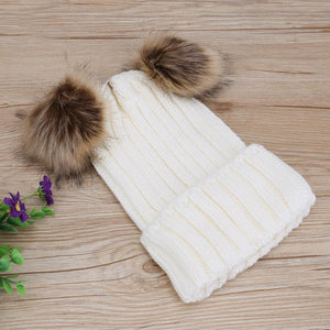 Fur Pom Matching Beanies White Double Ball / Mom Baby Accessories